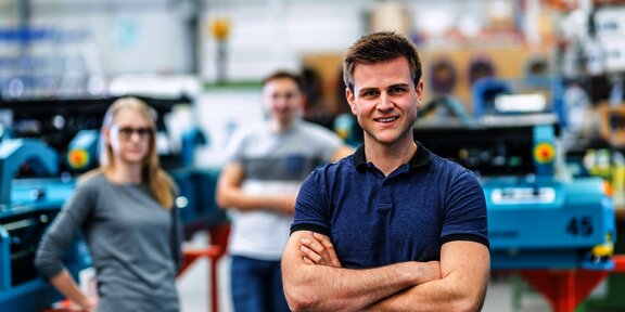 DS AUTOMOTION Employees