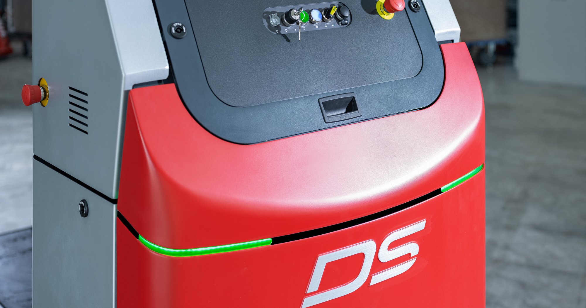 DS Automotion to showcase dazzling AGV innovations at LogiMAT 2023